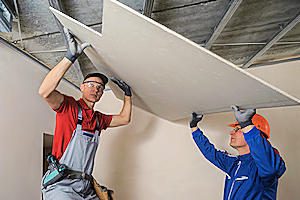 10 Étapes à suivre pour poser un plafond correctement à Trespoux-Rassiels